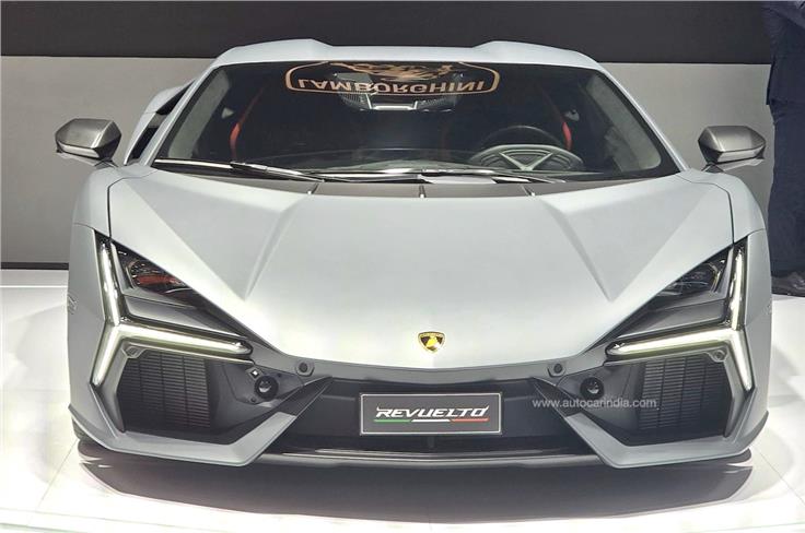 The Lamborghini Revuelto.